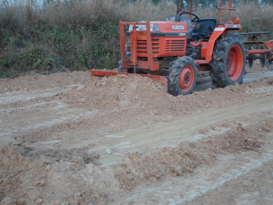 ขายรถไถคูโบต้า L2605 2 เพลา 4WD มีใบมีดพาล5พร้อมไช้งาน