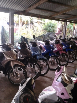 ต เจริญ มอเตอร์ ซื้อขาย แลกเปลี่ยน มอเตอร์ไซค์ ทุกรุ้น และขายอะไหล่ทุกรุ้นครับ