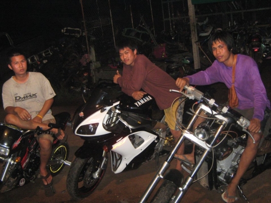 ต เจริญ มอเตอร์ ซื้อขาย แลกเปลี่ยน มอเตอร์ไซค์ ทุกรุ้น และขายอะไหล่ทุกรุ้นครับ