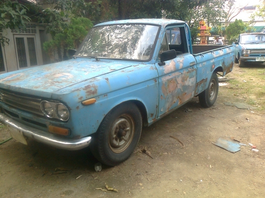 ขายดัสสัน 521 ครับมี 2 คัน