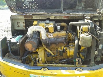 ลดราคาขายรถแบคโฮ KOMATSU PC40 เพิ่งมาจากญี่ปุ่น