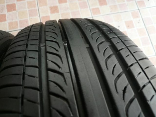 ขายยาง-----185-60-15-----ปี11 สวยๆ 1ชุด