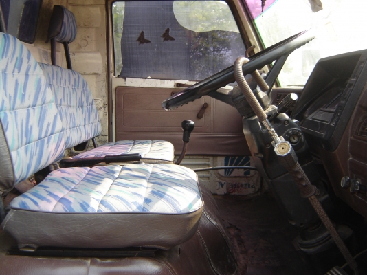 HIN0 FB เครื่อง117แรง ติดเครนทาดาโน่2.5ตัน