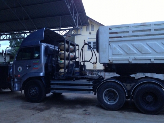 ขายรถสิบล้อ 320 ติดแก็สรวมน้ำมัน หางเซมิดั้ม 2 เพลา