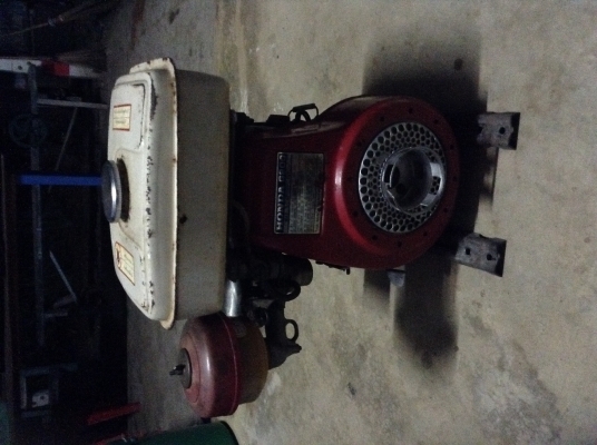 เครื่องยนต์เบนซิล