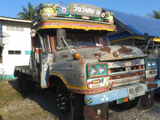 6 ล้อหัวยาว (ท้ายลาดบรรทุกแมคโค )  ยาง 100-20 พร้อมใช้งาน   เล่มพร้อม...