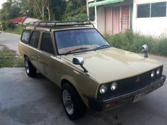 L200 เฉินหลงแวน หายากครับ ขายถูกๆหล่อๆ