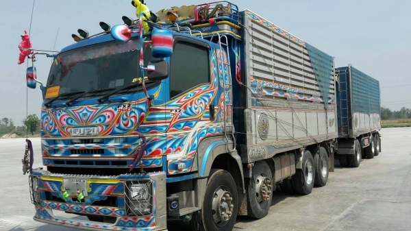 ขายดาวน์รถพ่วง 24 ล้อ 2 เพลา กระบะเนีบมคอกเกษตรดั้ม อู่.ST ISUZU 360 ปี.56-57 รถสวยวิ่งน้อย สนใจคุยรายละเอียดกันได้คับ มี 5 พ่วง