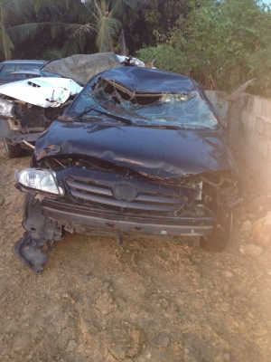 นิวด์ออติด ปี10 เครื่อง 1600 สีดำ บุคคลโอนลอยๆหรือเเยกเป็นอะไหลเครื่องเกียร์สมบูรณ์ไม่เคยติดเเก๊ส