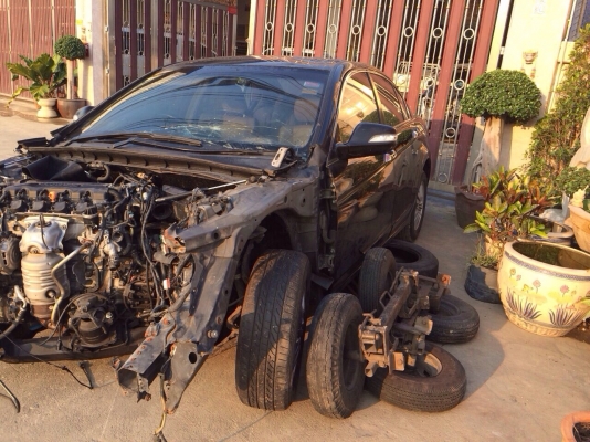 นิวส์เเอคครอด ปี08 เครื่อง2000 บุคคลโอนลอยเเยกเป็นอะไหลทุกอย่างหรือตัดท่อนท้ายประตูสวยทั้งหมด