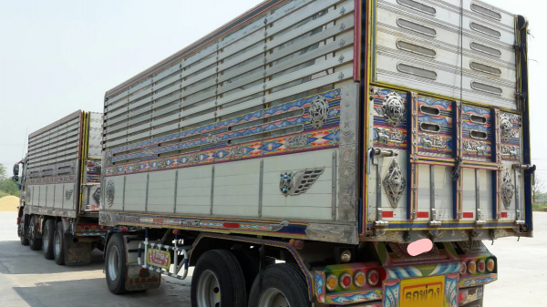 ขายดาวน์รถบรรทุก 24 ล้อพ่วงแม่ลูกดัมพ์คอกเกษตร ISUZU DECA 360 แรงม้าปี 2556 ลูกพ่วง 3 คาน ขายดาวน์ 650000