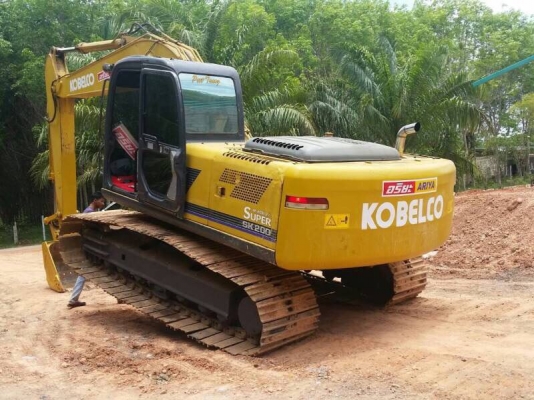 ขายด่วน!! KOBELCO SK200-6 YN09 9,000ชม. สภาพสวยๆค่ะ ขายด่วน!! KOBELCO SK200-6 YN09 9,000ชม. สภาพสวยๆค่ะ