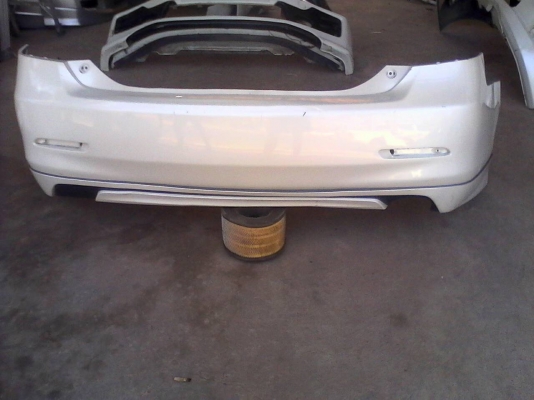 กันชนหน้าพร้อมSkirt Camry Extremo ของแท้มือสอง