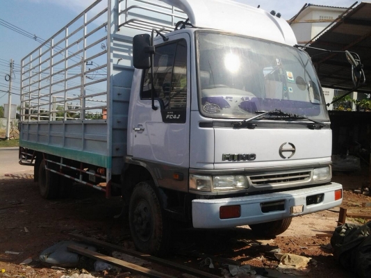 ขาย รถบรรทุก 6 ล้อ HINO ยาว 5.5 เมตร