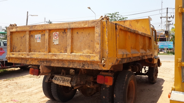 ขายด่วนหกล้อดั้ม HINO KR300 150แรงสภาพพร้อมใช้งานราคาเบาๆโทร0843923995