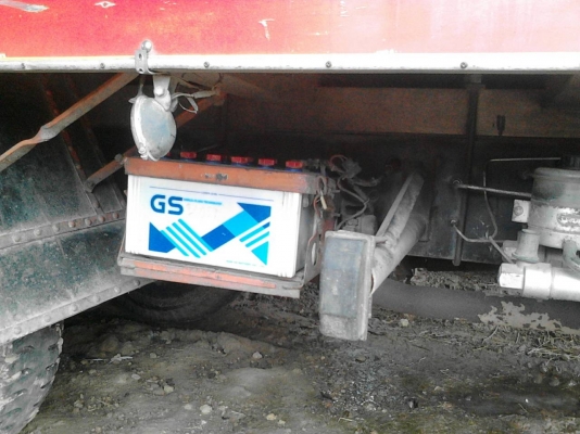 ขาย 10 ล้อ HINO FL3HNKA เครื่อง HO7D 195 แรง คอกไม้สวย