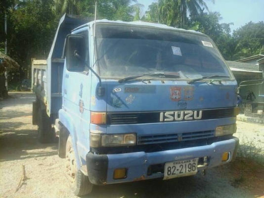 หกล้อดั้ม อีซูซุุ FRR195แรง สภาพเดิมสวยวิ่งงานตลอด ทะเบียนพร้อมโอน.ราคา490,000นะครับ