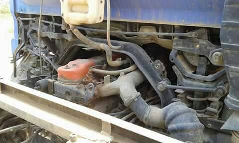 หกล้อดั้ม อีซูซุุ FRR195แรง สภาพเดิมสวยวิ่งงานตลอด ทะเบียนพร้อมโอน.ราคา490,000นะครับ