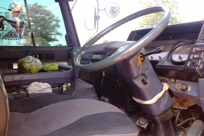 หกล้อดั้ม อีซูซุุ FRR195แรง สภาพเดิมสวยวิ่งงานตลอด ทะเบียนพร้อมโอน.ราคา490,000นะครับ