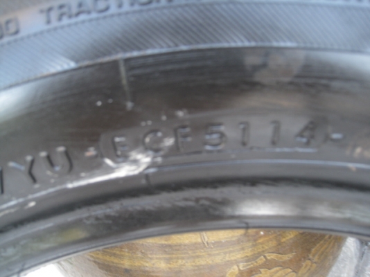 ขายยางถอดป้ายแดง yokohama 175/65r15 ปี 14 สนใจติดต่อเล็กคลองสามครับ 081-3747940 ขายยางถอดป้ายแดง yokohama 175/65r15 ปี 14 สนใจติดต่อเล็กคลองสามครับ 081-3747940