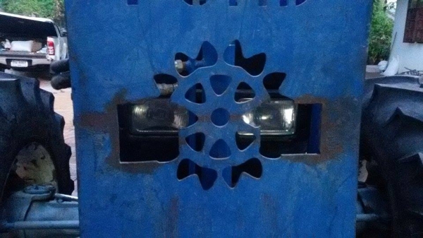 ขายรถไถ 7840 เกียร์ ธรรมดา 12x12 6 สูบ 120 แรงม้า 0876743909 ด่วน ครับ