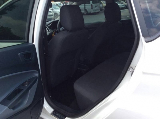 Ford Fiesta ปี12 รองTOP รถสวยกิ๊บ Ford Fiesta ปี12 รองTOP รถสวยกิ๊บ