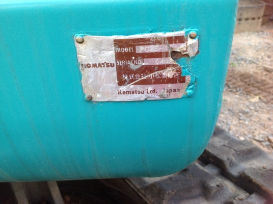 ขายรถแบคโฮ ยี่ห้อ KOMATSU รุ่น PC25