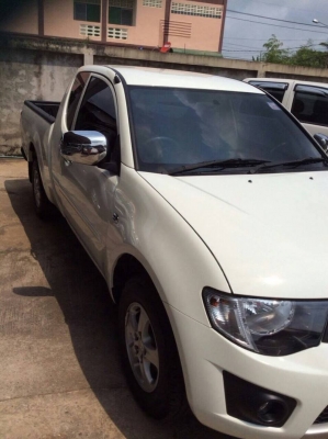Mitsubishi Triton  ปี 14   แคปเตี่ย