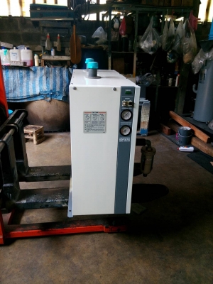 ขาย แอร์ดรายเยอร์   เครื่องทำลมแห้ง ใช้สำหรับปั๊มลม 20-30  HP  สนใจโทร.หาเราตอนนี้เลย