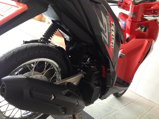 Click125i ลายStreet วิ่ง5000 ปี57 (ของแถม 4 รายการ)