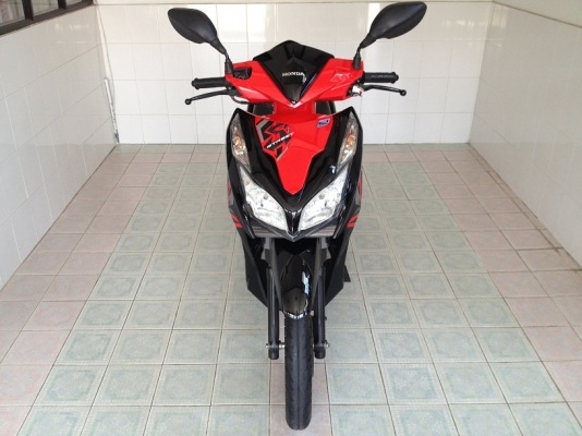 Click125i ลายStreet วิ่ง5000 ปี57 (ของแถม 4 รายการ)