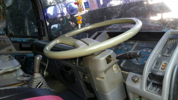 ขายด่วนรถสิบล้อดั้มFM2KเครืองK13Cแรงม้าปี41มีละบบลากพ่วง