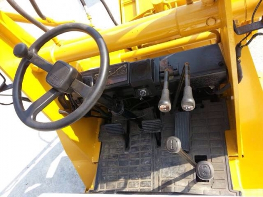 รถตัก TCM SD12-3 นำเข้าจากญี่ปุ่น สวย พร้อมใช้งาน ขายถูก 090-986-2521