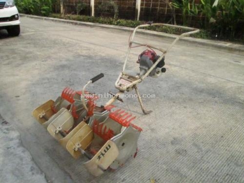 เครื่องกำจัดวัชพืชในร่องข้าว   MARUYAMA    MKC-304  รหัสสินค้า : 80802462     หรือเพิ่มเติมไดที่ www.nihonmono.com