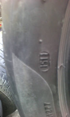 255/40R18 PIRELLI มี 2 เส้น tel.081-427-3941