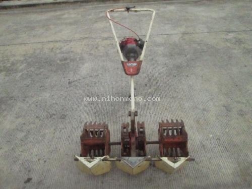 เครื่องกำจัดวัชพืชในร่องข้าว   MARUYAMA   MC  รหัสสินค้า : 80802464   หรือเพิ่มเติมไดที่ www.nihonmono.com