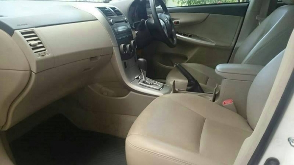 Toyota Altis ปี13  ออโต้