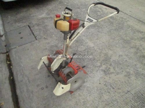 เครื่องกำจัดวัชพืชในร่องข้าว    MARUYAMA   KW  รหัสสินค้า : 80802465  หรือเพิ่มเติมไดที่ www.nihonmono.com