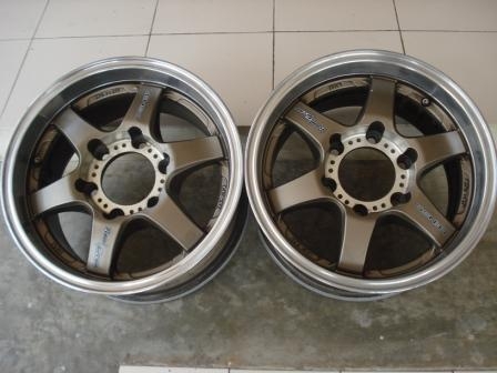 ขายแม็กกะบะ 4 วงขอบ 15 6 รู 139 สวยๆ ขายแม็กกะบะ 4 วงขอบ 15 6 รู 139 สวยๆ