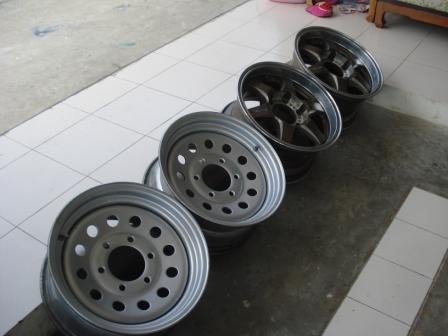 ขายแม็กกะบะ 4 วงขอบ 15 6 รู 139 สวยๆ ขายแม็กกะบะ 4 วงขอบ 15 6 รู 139 สวยๆ