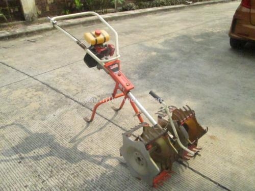 เครื่องกำจัดวัชพืชในร่องข้าว   MARUYAMA    MA3  รหัสสินค้า : 80802466 หรือเพิ่มเติมไดที่ www.nihonmono.com