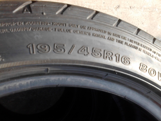 195/45R16 DUNLOP SP SPORT 2050 ชุด 4 เส้น tel.081-427-3941