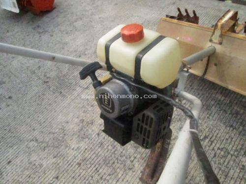 เครื่องกำจัดวัชพืชในร่องข้าว KIORITZ PC-351AE รหัสสินค้า : 80802468 หรือเพิ่มเติมไดที่ www.nihonmono.com เครื่องกำจัดวัชพืชในร่องข้าว KIORITZ PC-351AE รหัสสินค้า : 80802468 หรือเพิ่มเติมไดที่ www.nihonmono.com