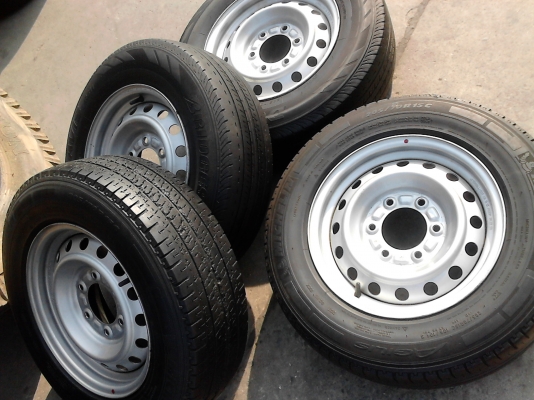 205/70R15 กะทะ 6 รู พร้อมยาง โทร.081-427-3941