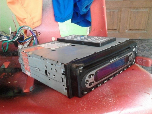 ขายชุดแก๊ซ พร้อมใช่ กับเครื่องเล่น CD USB คับ สองอย่าง เอาไปเลย 3500คับ ลองดูคับ