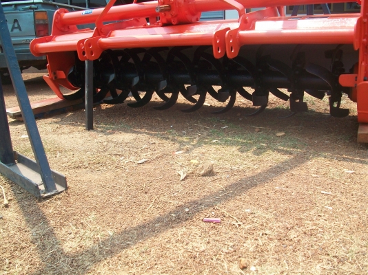 ขายแล้วครับโรตารี่ตราช้าง 2.0 เมตร.ใส่กับรถไถ M 5000 ,M 6040