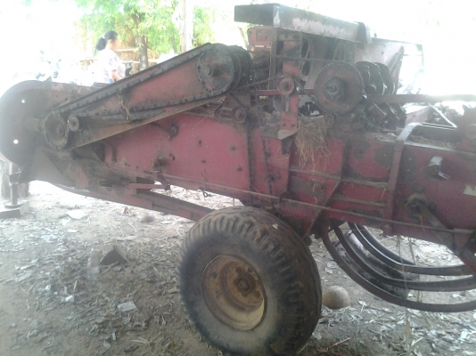 ขายตามสภาพเครื่องอัดฟางนิ้วฮอลแลน