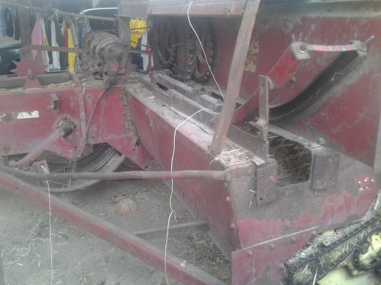 ขายตามสภาพเครื่องอัดฟางนิ้วฮอลแลน