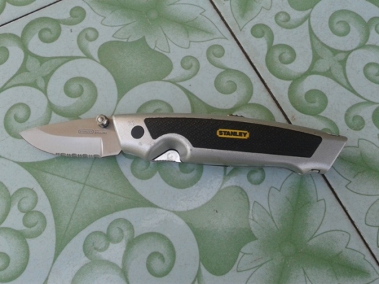 มีดพับ STANLEY สำหรับงานช่าง พกพาสะดวก