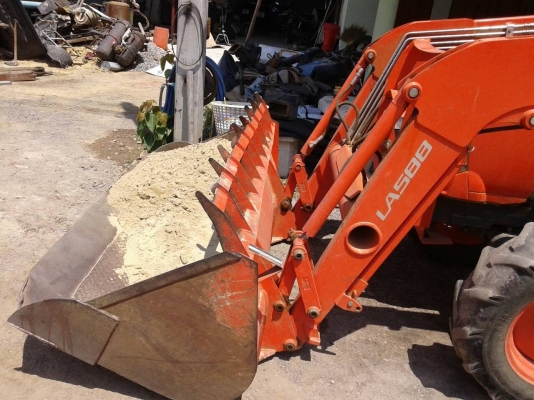 ขายทีตักรถไถ ขายทีตักรถไถ